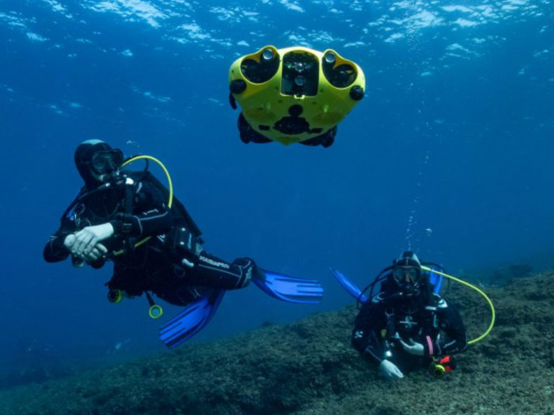 Undervattensrobot / Pipeline-robot